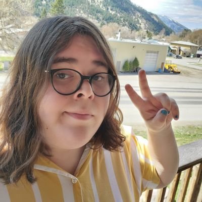 Personal acct UMontana History M.A. student , TAMU alum, 🇲🇽, Trans🏳️‍⚧️ 🌈 (they/elle), BLM, 25, abolish prisons