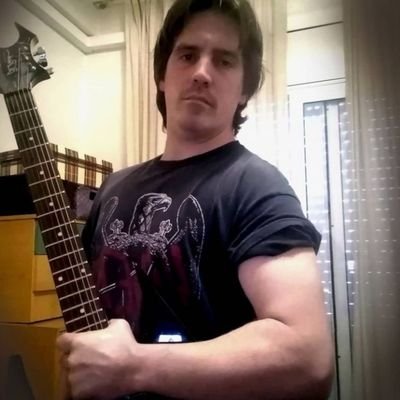 Versiones metaleras de videojuegos retro y animes.