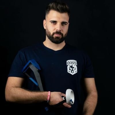 Oxurs's profile picture.