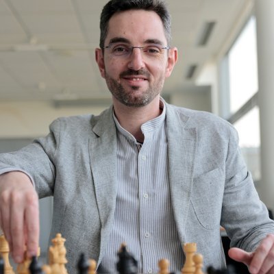 Daniel Magen on LinkedIn: #ocd #zugzwang #chess