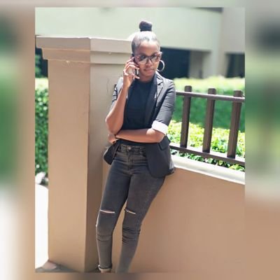 vee__vanilla's profile picture. Entrepreneur |
Designer |
Photographer |
Legend In The Making 👑 |
Lover |