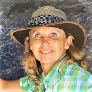 ConnyRedox's profile picture. Buchautorin mit Pseudonym