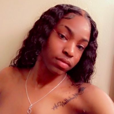 19♋️🤍 ig: @envynaa_ ❣️