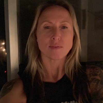 RoRo99913517's profile picture. Born and raised in So Cal. I'm not left or right, I belong to no party. Free thinker. Believer in God (w/a capital G). Love and be loved.