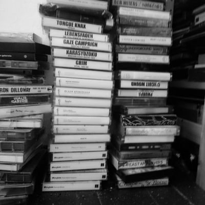 tape_noise's profile picture. x