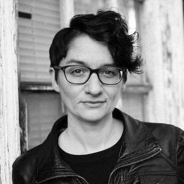 author of TOMBOYLAND, work in @esquire, @parisreview, @bitchmedia, @lithub, SEX AND THE SINGLE WOMAN | creative writing prof @UNC | rock/roll @selfhelpnyc