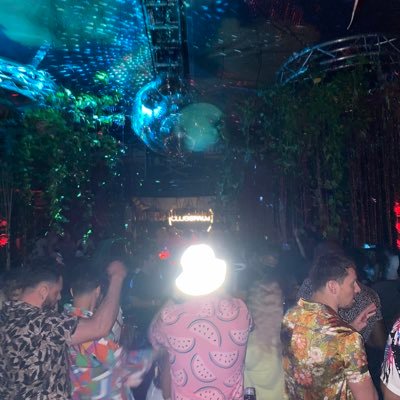 Cammel26's profile picture. 💥