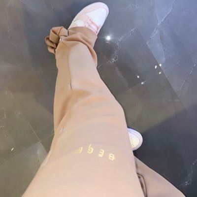 Emirbv_'s profile picture. Vie l’instant présent 🍃. NEVER BROKE AGAIN 🐍💔 Loyalty Over Anything ⚜️