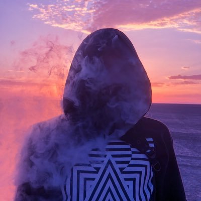 lurkness_mnstr's profile picture. *watermark*