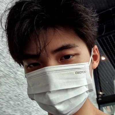 zyuxxky's profile picture. 