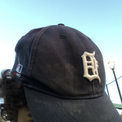 uzisguccibelt's profile picture. 