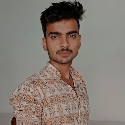 STUDENT
SHAYAR💌