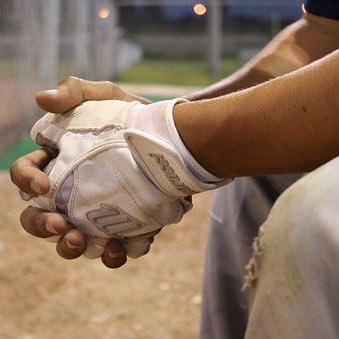 ただの野球好き親父|息子の少年野球チームのコーチになって様々な悩みを発信、共感出来ればいいな〜|36歳|3人の子供の父親|自分も野球上手くなりたい|無言フォローすいません|フォロバします|