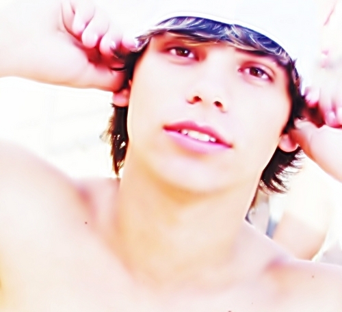 andrezambottie , idade 18 anos, sou de campinas-sp .

sou da @bandiporra ♥