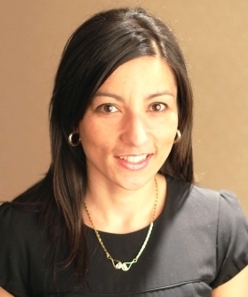 Cat_Loiacono's profile picture. Public Relations Professional. Runner.