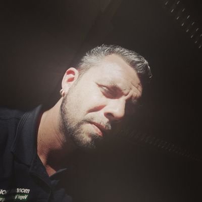 Qutall's profile picture. aka: FFW88 @Xboxlive
Sjouwfeur/verhuizer.
kritisch op alles. Belgian malinois🐕‍🦺 🎗️
een Haagsche Zeeuw.