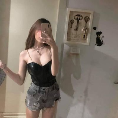 OyZJ63dkyA8TjeC's profile picture. 