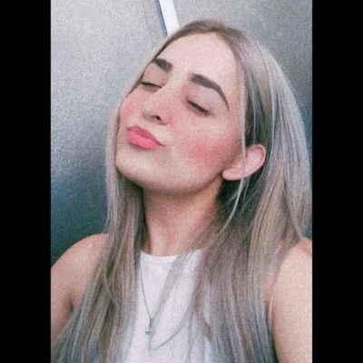 Universo estoy realmente lista para la próxima fase de mi vida, para comenzar esa parte en la que estoy estable, segura, feliz y no preocupada por todo.❤
