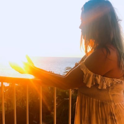 DovewoodPhoto's profile picture. Spreading ♥️ through 📷