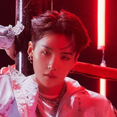 seokjinsockjin's profile picture. she/her | multi