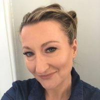 Suzanne Houlihan (@suzanne79486400) 's Twitter Profile