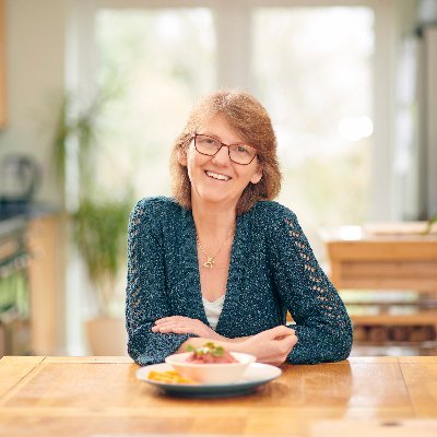 Nutritionist offering practical grief support. Featured on @YowahRadio & @ThatsTVYork. Blog writer for @AtaLosscharity. Join me at https://t.co/NO5FLti5Ye