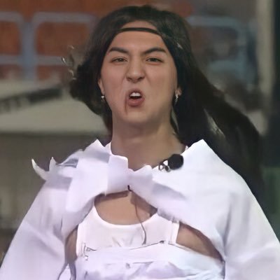 ivoicemino's profile picture. winner 🌻 zhang yixing