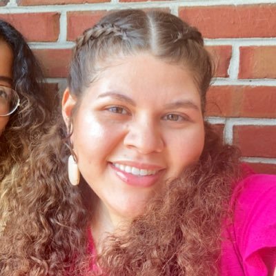 karladrendon98's profile picture. Kindergarten Teacher | UH Alumna