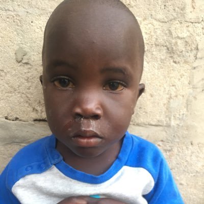 ModouLa62955992's profile picture. living with my old grandmother 4Siblings orphans saved by Grace 🙏