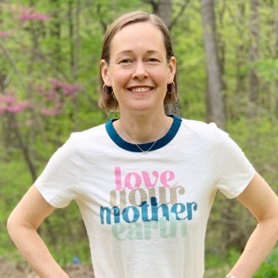 Climate strategist. Former @BeyondCoal @SierraClub @AppVoices. Co-host @nplhpodcast. Contributor @allwecansave & Not Too Late. Musician. Mountain mama. Go Vols.