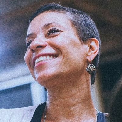 Ana Karla Sampaio, professora da Escola de Dança da Funceb.  Mestra em Dança (UFBA), artista-educadora-pesquisadora