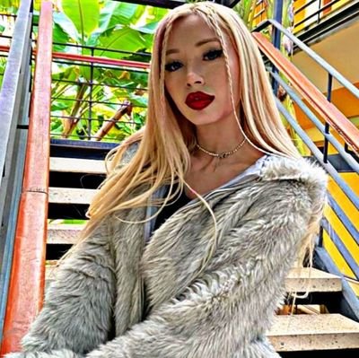 XKubran's profile picture. huzurlu
sakin 
tatlı 
tiktokçu
pembiş
doğal
hayvan sever