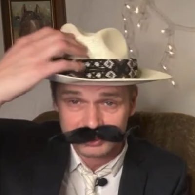 henas_pl's profile picture. 