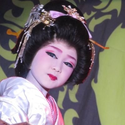 mkmk03311's profile picture. 📩ご依頼はDMにて🇯🇵🇮🇩🗽
＊日本舞踊，歌，振付，作詞作曲，モデル
＊Indonesia，NY，TV，Radio，大衆演劇
＊リトルなでしこ日本2021全国大会
 　最優秀特別賞&準GP
＊京都コレmysta１位
管理者：踊れない母（ホームスクール愛媛、まなびの窓口）