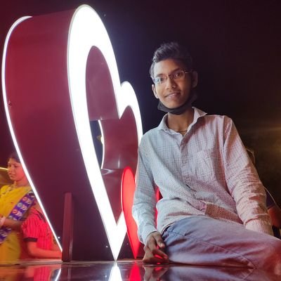 RoshanZameerRo2's profile picture. D-pharmacy student, Davangere, 
Karnataka💛 ❤
India 🇮🇳🇮🇳