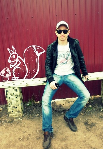 Viner102's profile picture. 