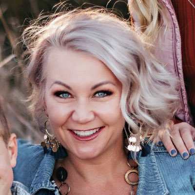 SummerGutschow's profile picture. Wife. Mom. Dentist.