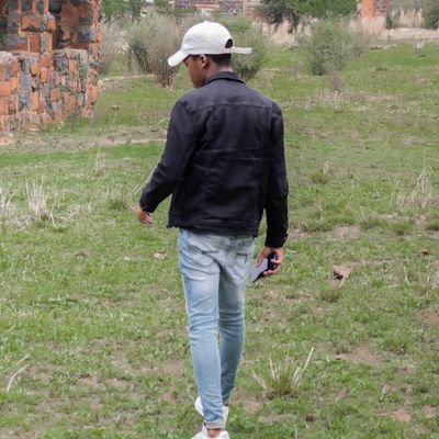 Wandile_ndue's profile picture. I am YOU are me.