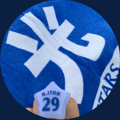 横浜DeNAベイスターズを応援してます📣 伊藤光捕手が大好き💙写真はヒカル⭐️多め💦保存🆗ご本人様以外無断転載🆖 超過保護ですがよろしくお願いします 🙇♀️