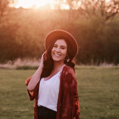 RU ‘20 👩🏻‍🎓I prefer reality TV over reality