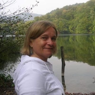 CavadaMarian's profile picture. 