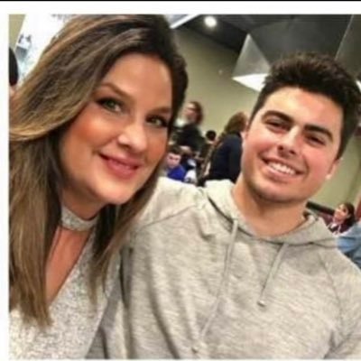 LoryHardiman's profile picture. 