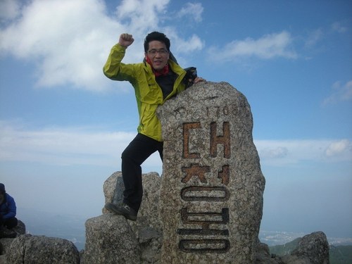 vikim5310's profile picture. 