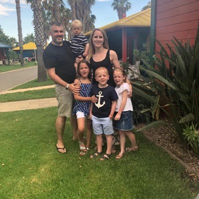 Arsenal, Leinster and all Boston sports fan and father of 5 wonderful kids. #DifferentHere #NHLBruins #DirtyWater #NEPats
