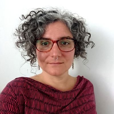 Designer, researcher, lecturer, phd.

I run @MAServiceDesign, research @PharmaFactory

&: mom, maker, cyclist, baker.

Roman in London, via Rhode Island

(she)