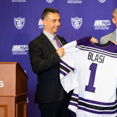 Head Hockey Coach University of St. Thomas @USTmenshockey