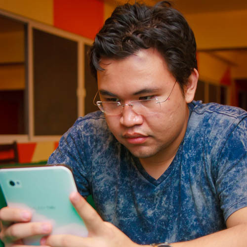 ravingjek's profile picture. jack of all trades.