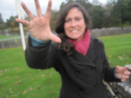 classof4542's profile picture. 