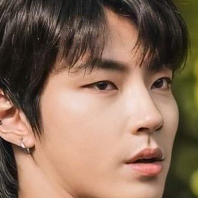 Formyfuture9's profile picture. All