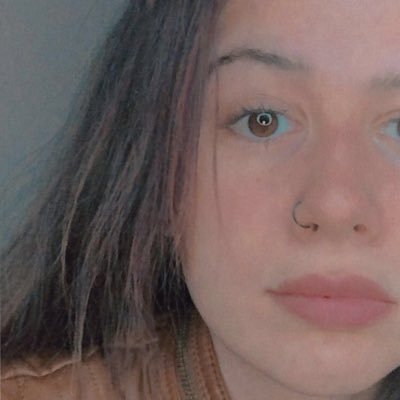 KayleeHack10's profile picture. I’m 18 tiktok name: kaylee_kookie I’m A fan of jbieber😁✌️